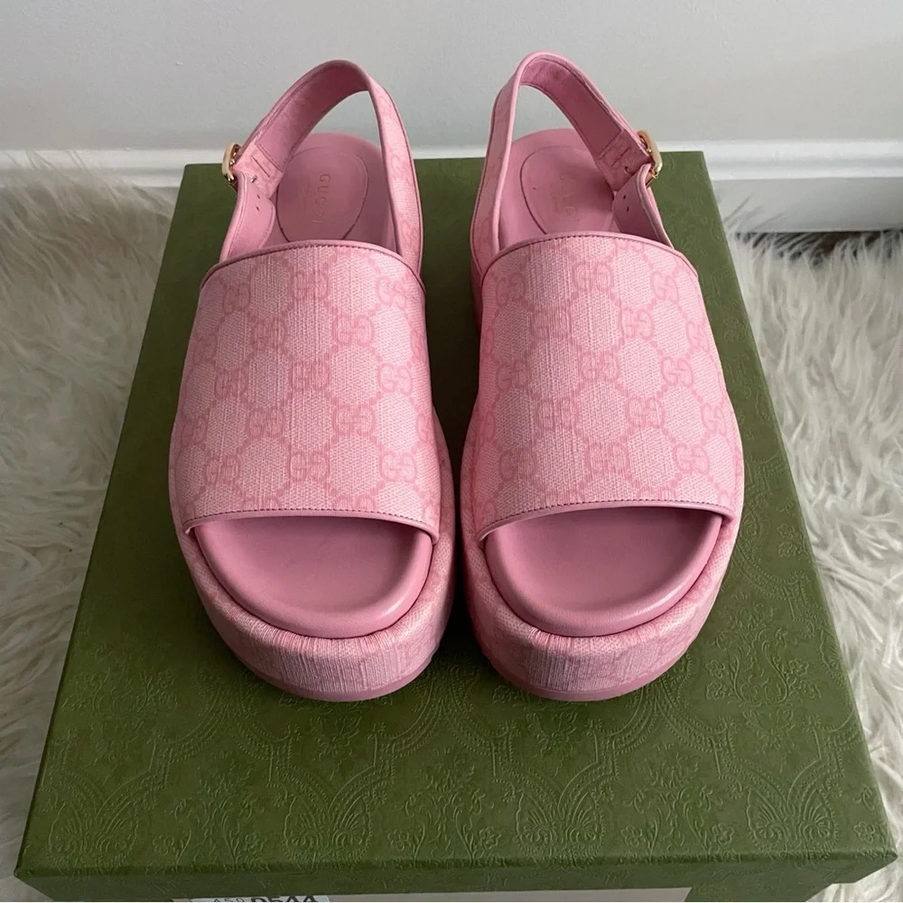 Gucci Angelina Pink GG Supreme Coated Canvas Slingback Platform Sandals 38 - Picture 1 of 16